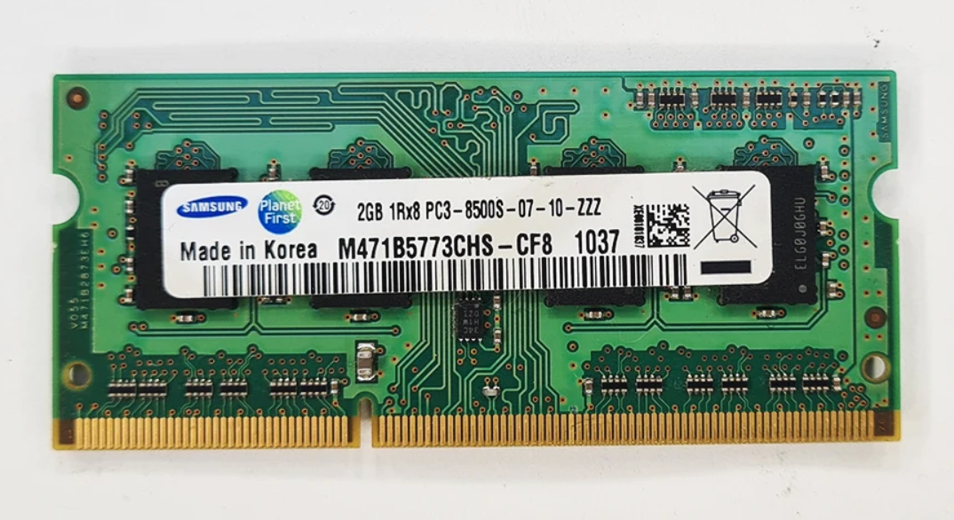 Оперативная память для ноутбука SODIMM 2Gb DDR3 1066 Samsung (M471B5773CHS-CF8)