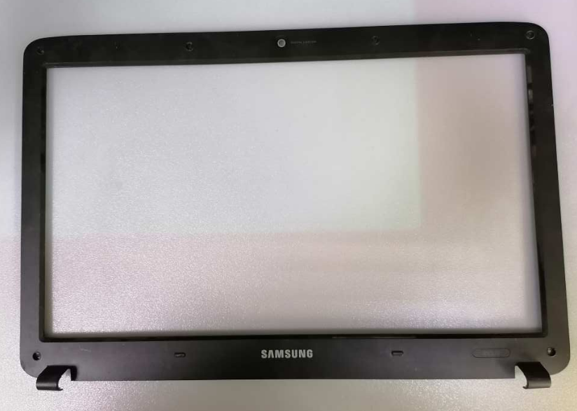 Рамка матрицы для ноутбука Samsung RV508, RV510  