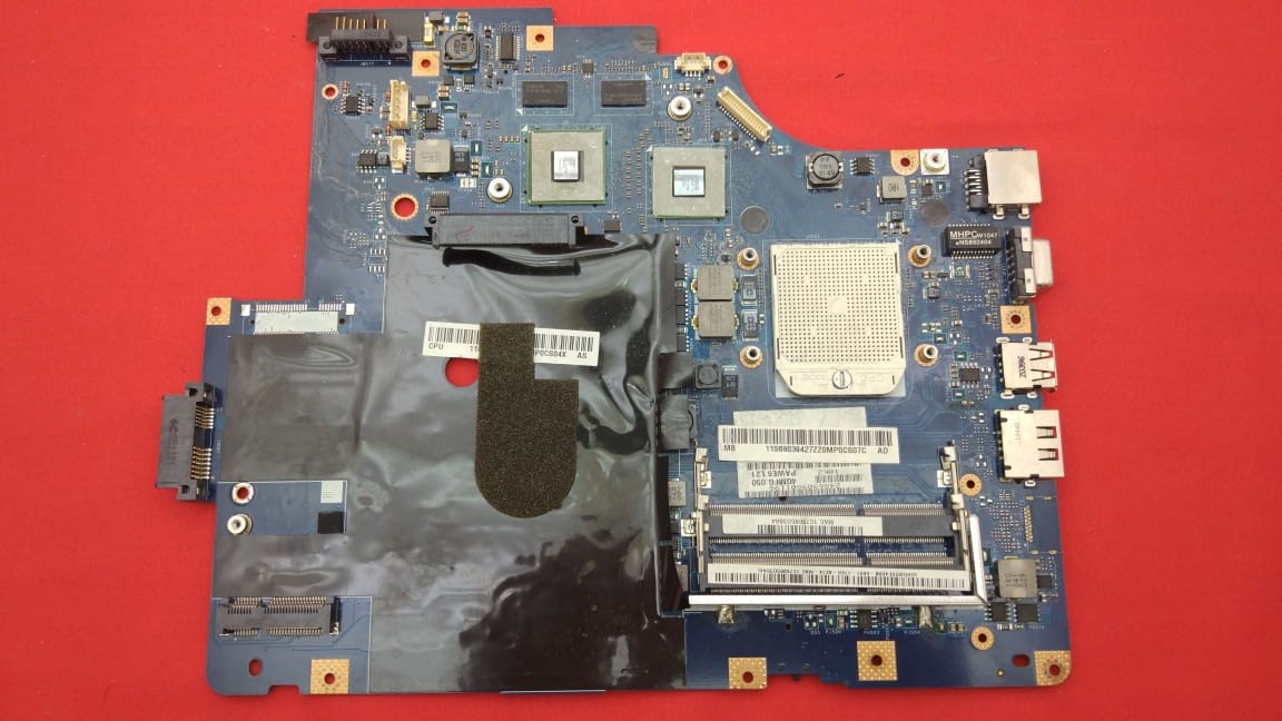 Материнская плата для ноутбука Lenovo Ideapad G565, Z565 (NAWE6 LA-5754P Rev: 1.0) не рабочая