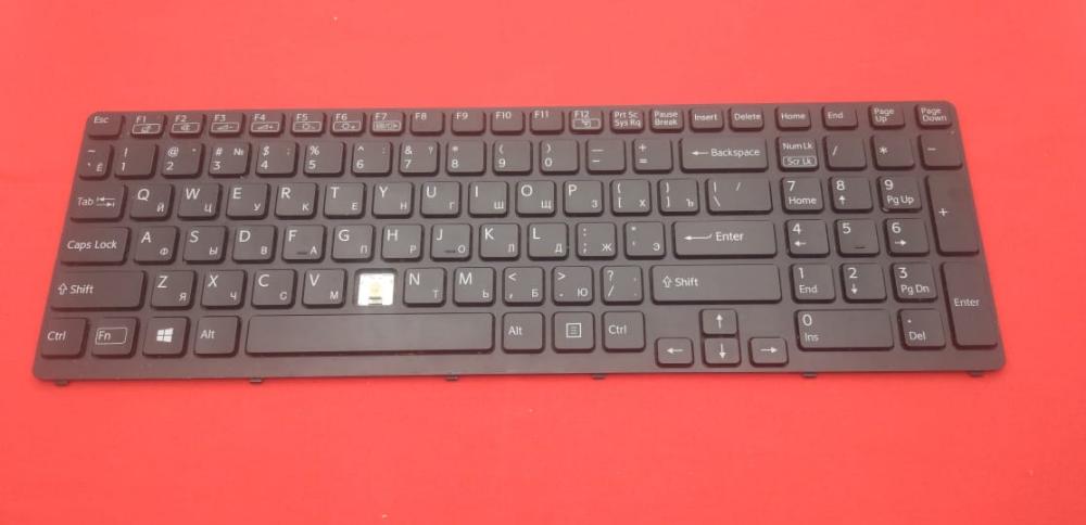Клавиатура для ноутбука Sony Vaio SVE17 черная с рамкой, с подсветкой
