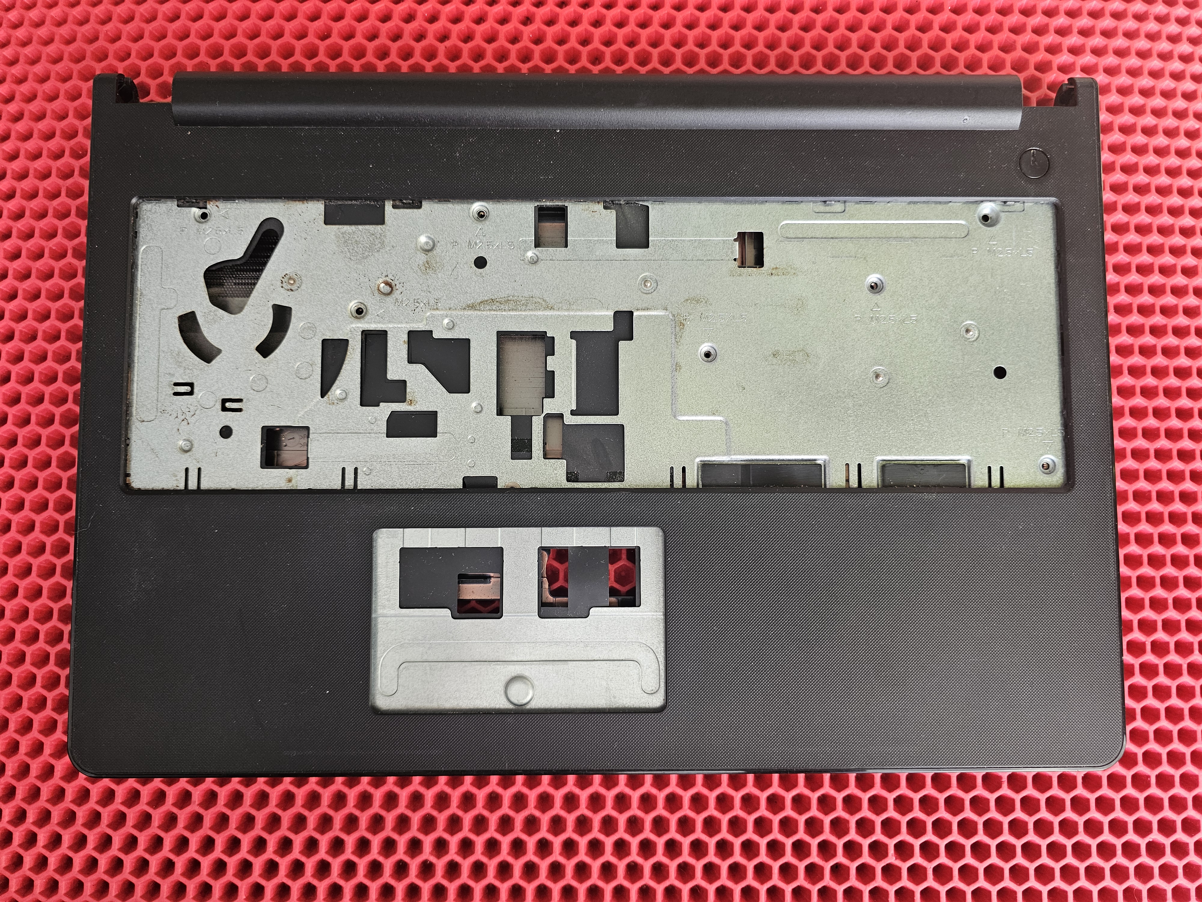 Корпус для ноутбука DELL INSPIRON 3551 15-3551 3552 P47f 