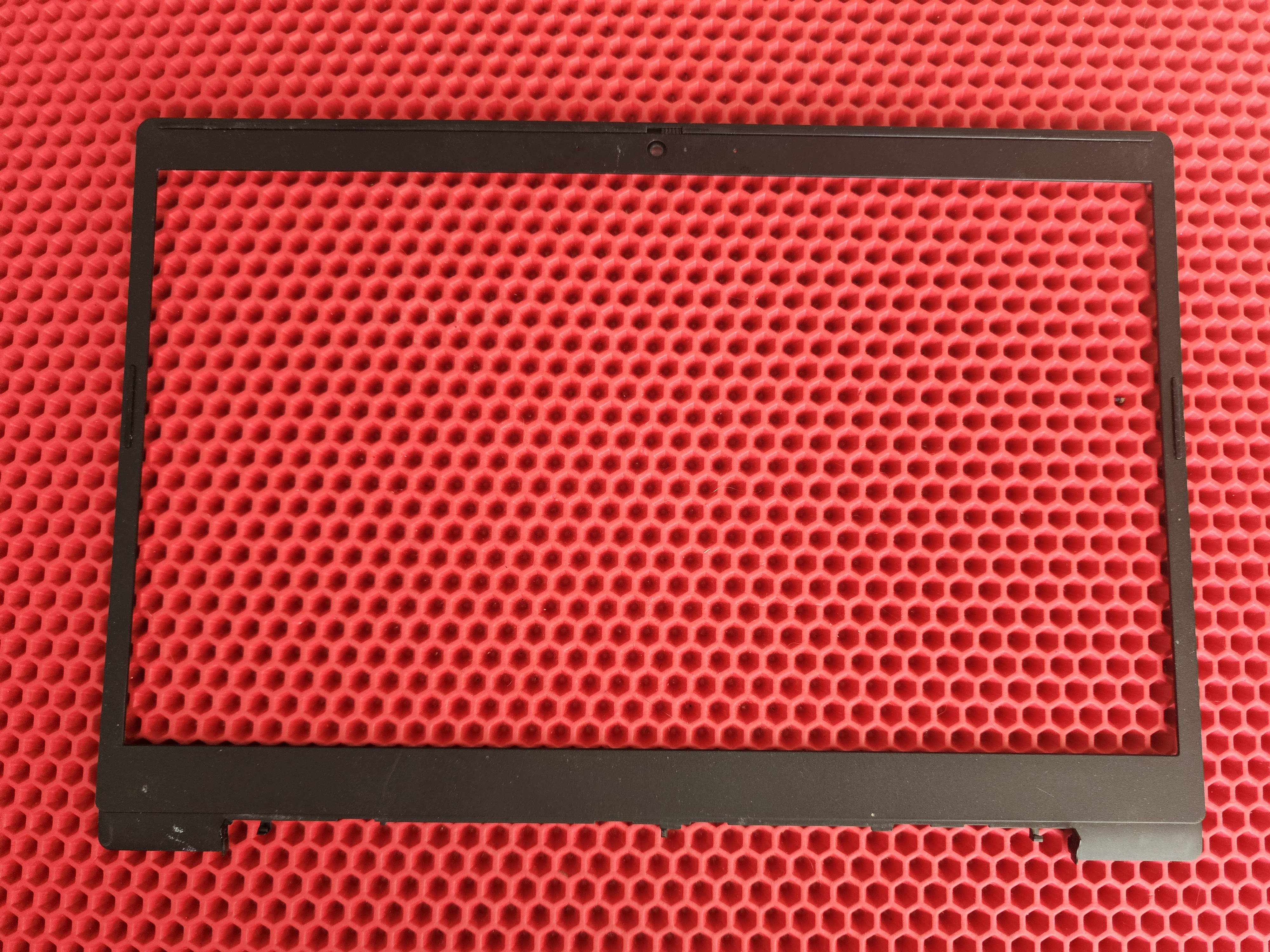 Рамка для ноутбука Lenovo IdeaPad L340-15IWL 