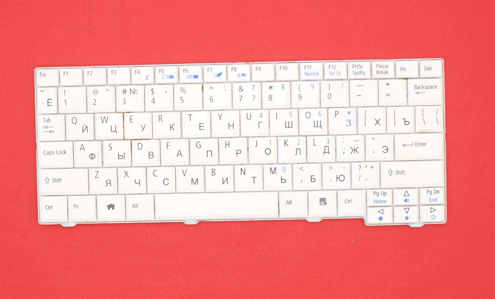 Клавиатура для ноутбука Acer Aspire One 531, D250, ZG5, A110, A150 (белая)