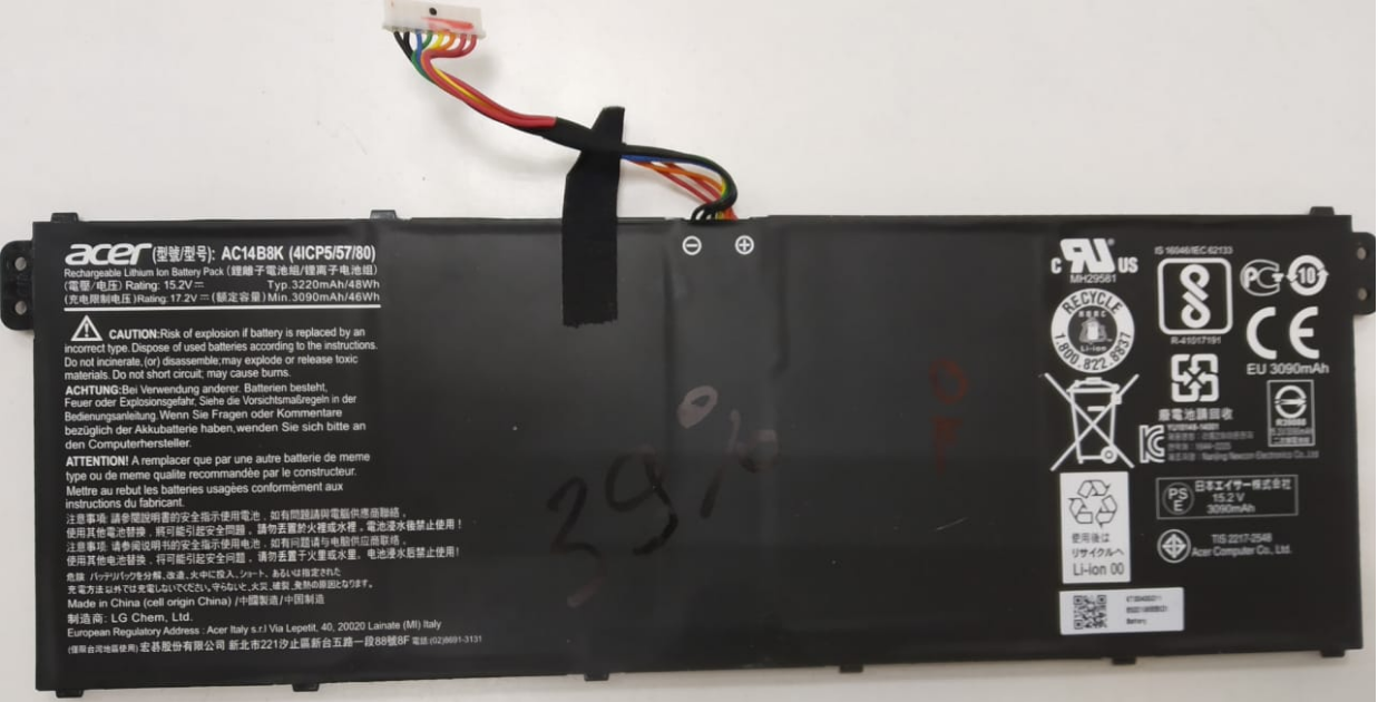 Аккумуляторная батарея для ноутбука Acer AC14B8K Aspire E3-111 15.2V Black 3090mAh Orig износ 39%